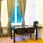 Kudamm アパート *