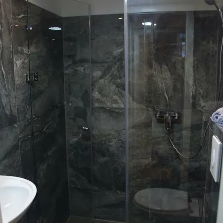 Kudamm Apartmán *